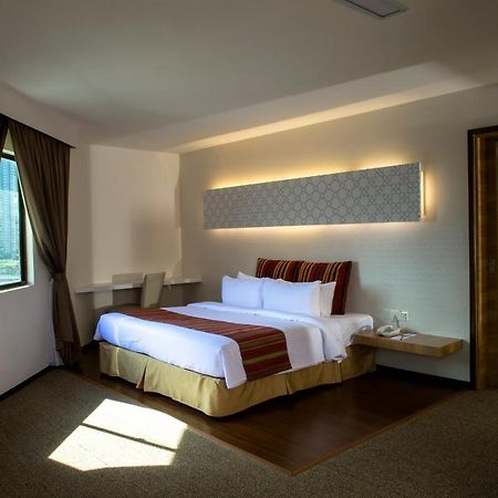 Grand Barakah Hotel Ampang  Exteriér fotografie